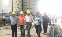 市综合协调办调研组一行深入昭泸高速项目实地调研