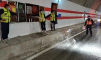 鲁甸管理处对管养路段开展国庆节前道路安全隐患排查
