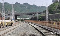 水富港物流园铁路专用线贯通：打通水铁联运“最后一公里”