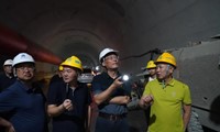 李文龙到鲁巧高速检查指导汛期防汛减灾工作